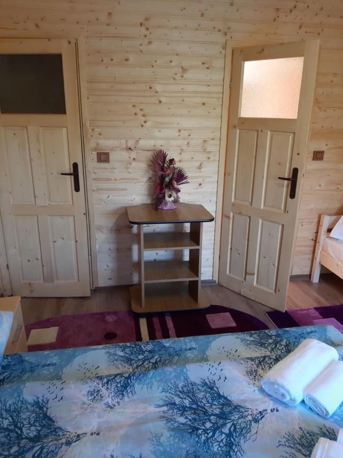 Hotel Casutele Din Retezat Nucsoara  Esterno foto